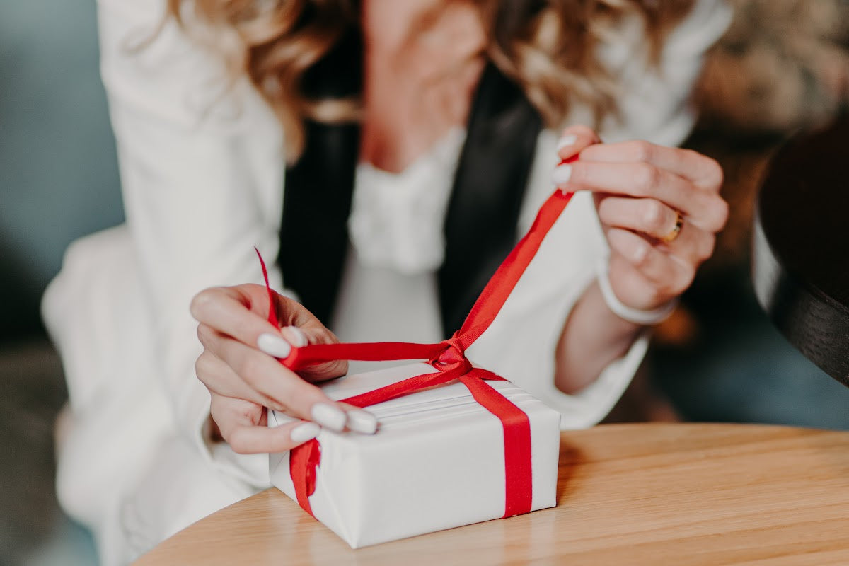 10 Picks for Last Minute Stocking Stuffers