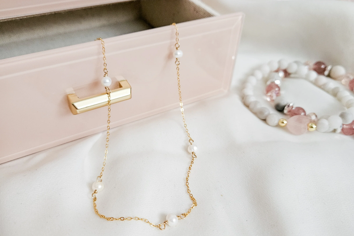 Gold Filled vs Gold Plated Jewelry