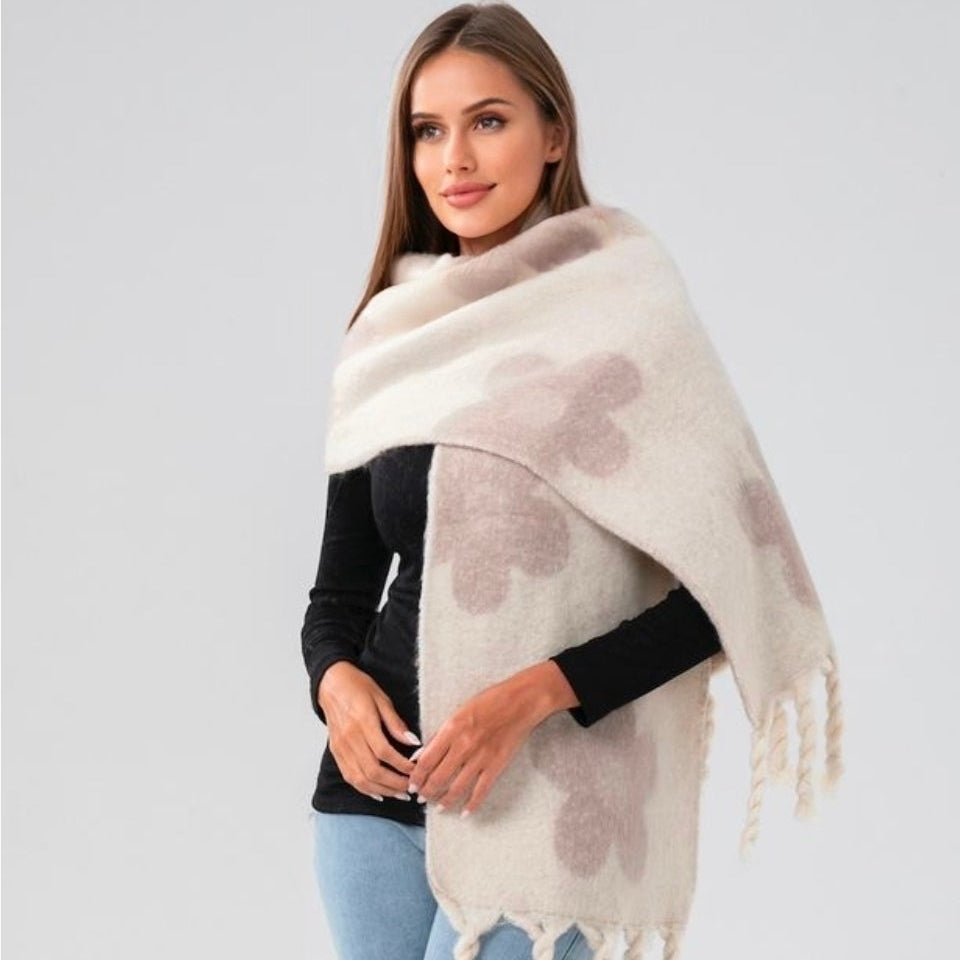 BAZ Flower Punch Blanket Scarf - Black