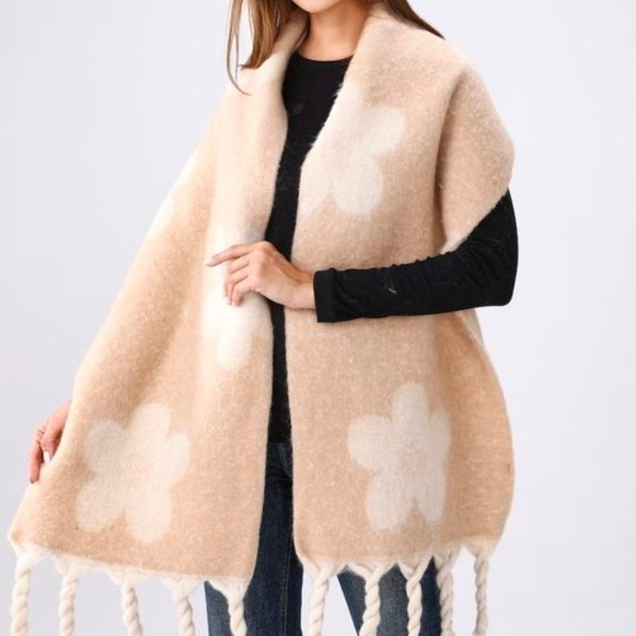 BAZ Flower Punch Blanket Scarf - Black