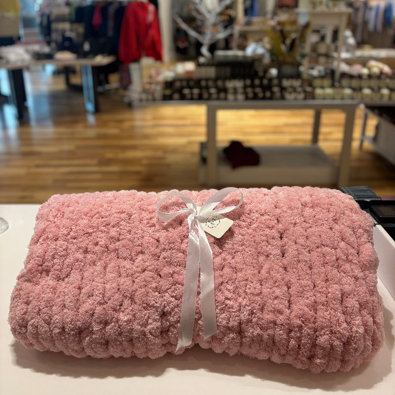 Soft & Snuggly Co. LARGE Hand-Woven Chunky Blanket