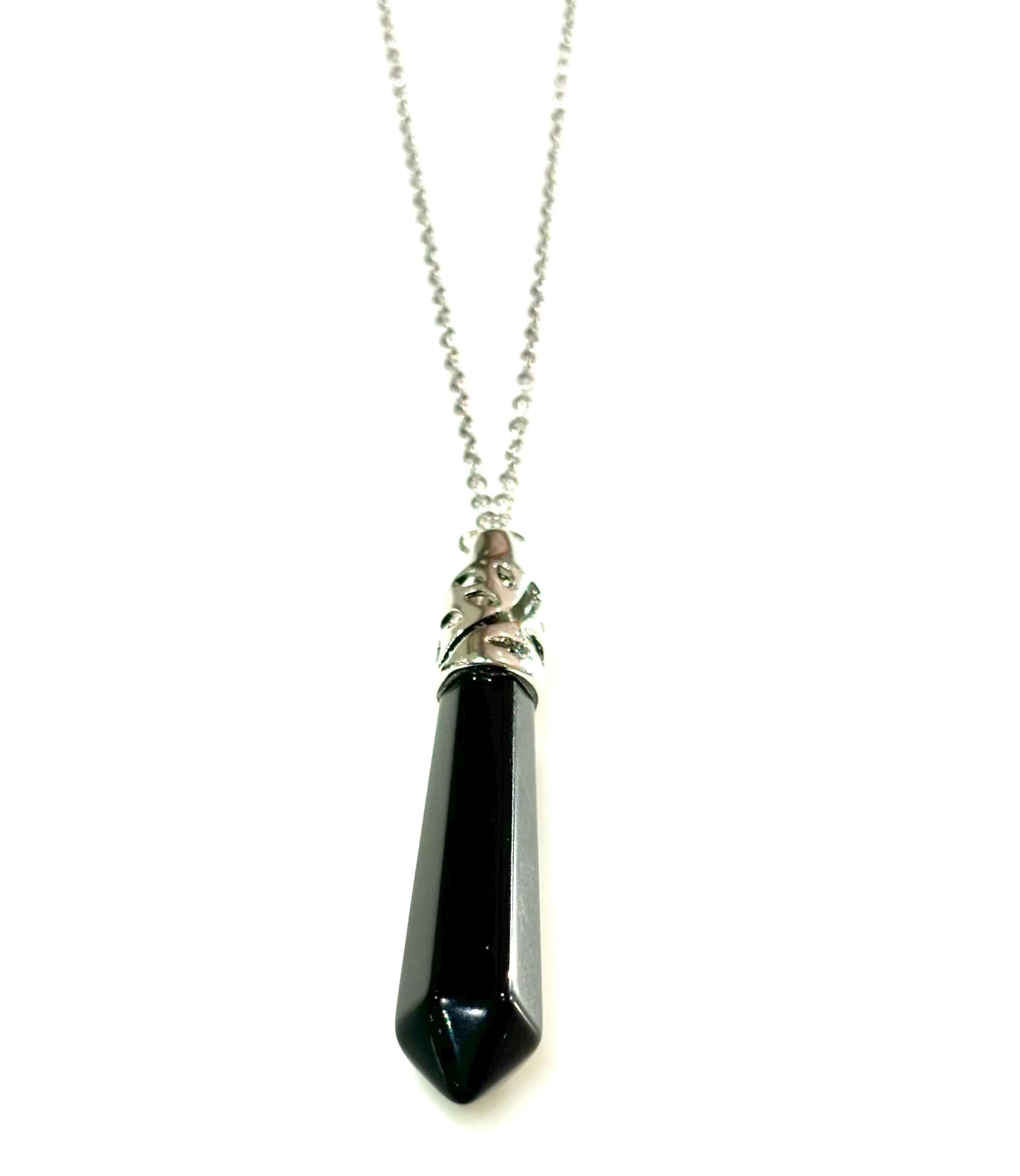 Mayuri's Beads Pendulum Necklace