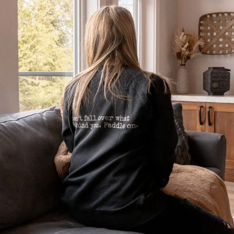 Canoe & Lake Vintage Wolf Crew