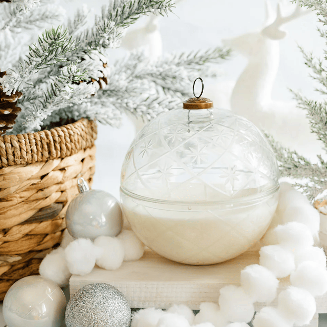 The Scented Market - GLASS ORNAMENT 3-Wick Candle (6")