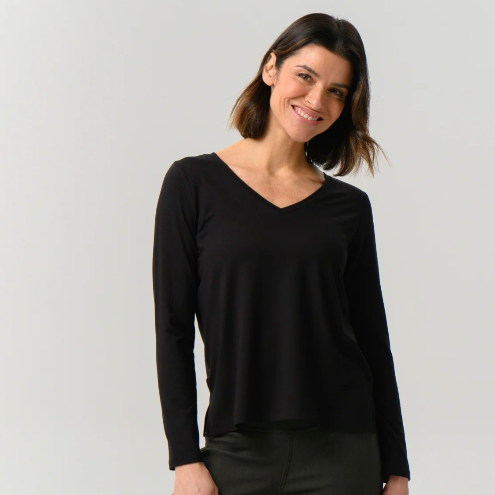 Helene Clarkson Design ALBI Sustainable Long Sleeve V-Neck Tee