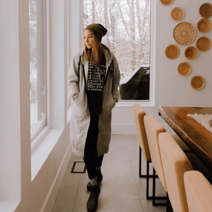 Canoe & Lake Dockside Long Zip Hoodie Grey