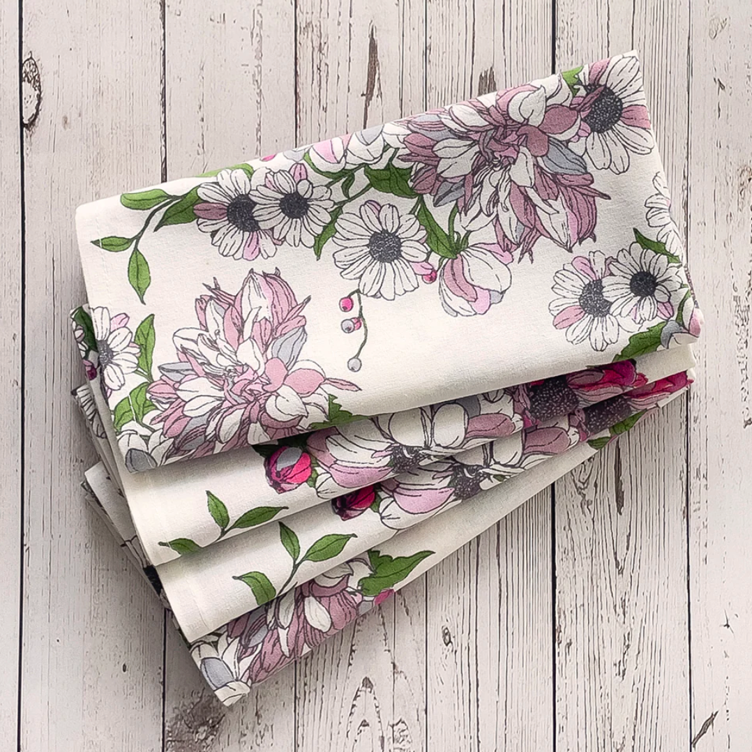 Mahogany COLETTE Tableware Collection