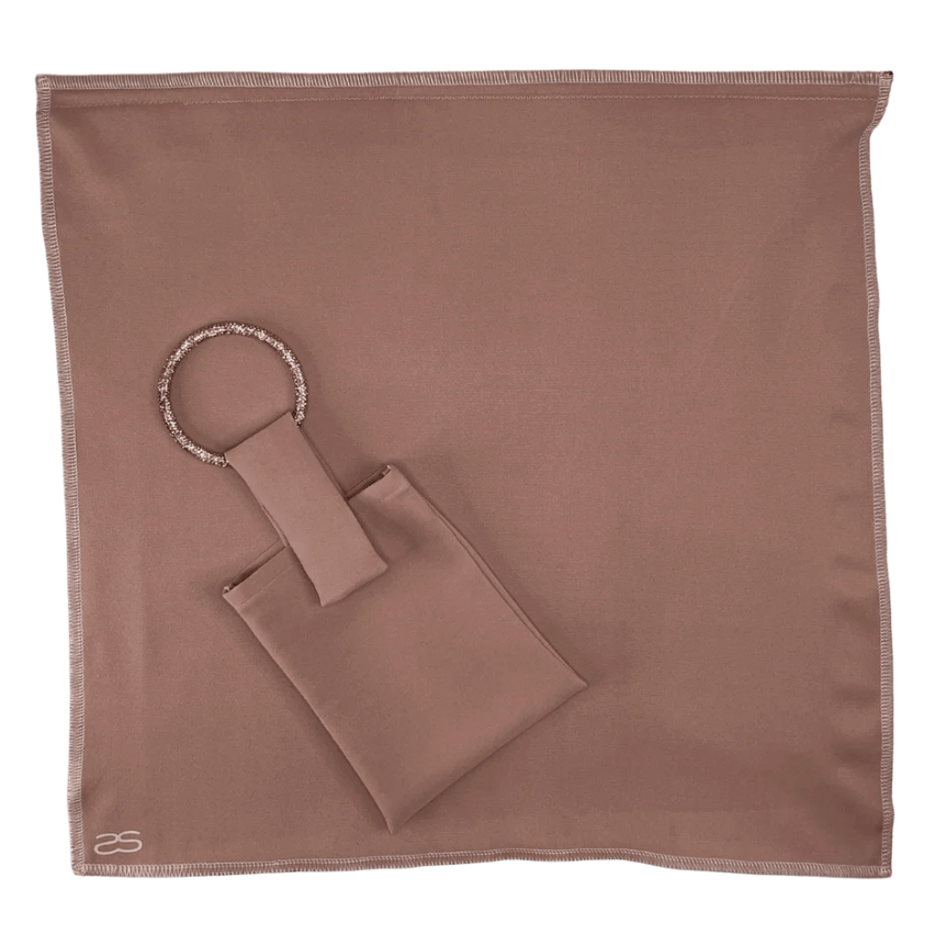 Brown handbag set, June 12, 2025 screenshot.