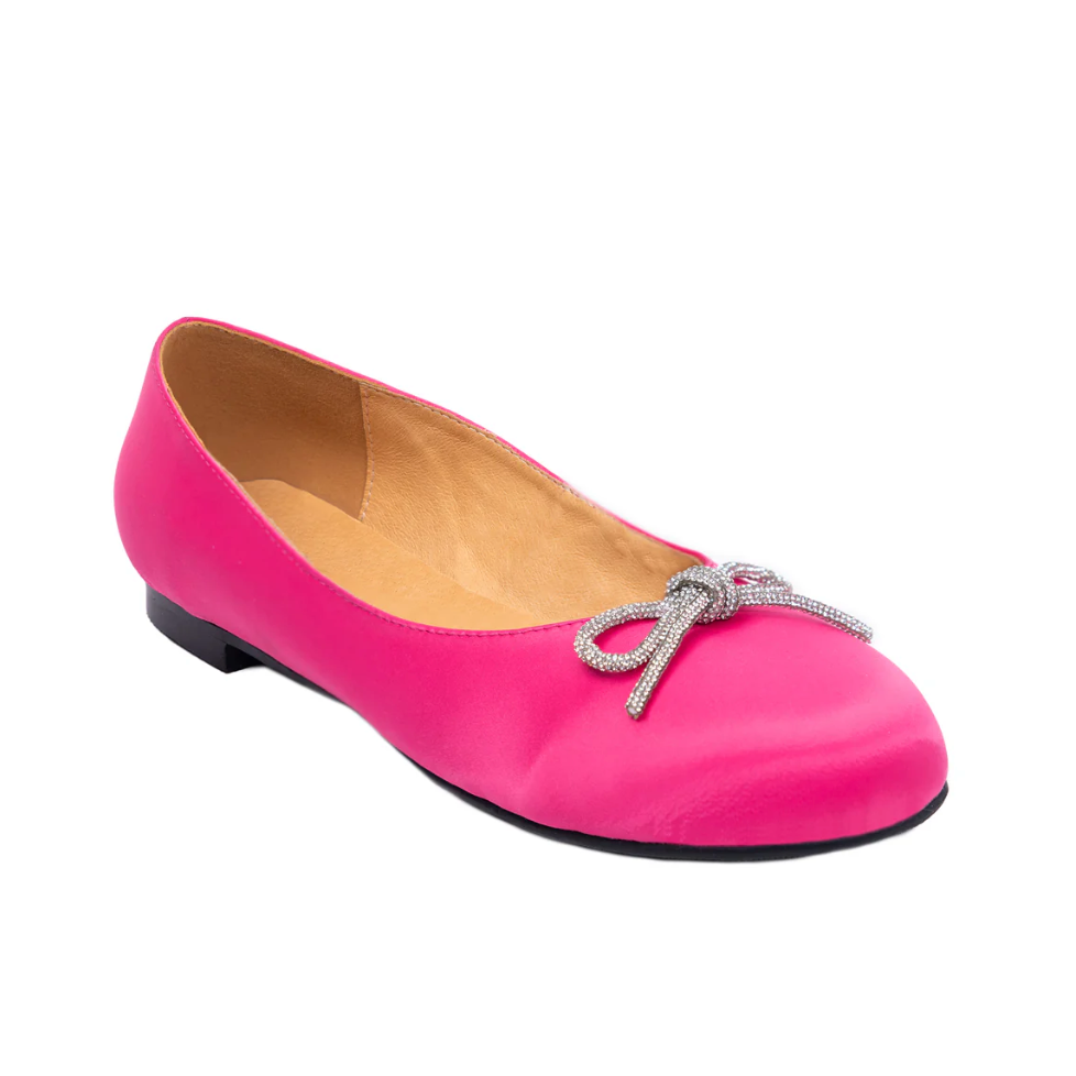 Pink flats with bow detail - screenshot July 16, 2025