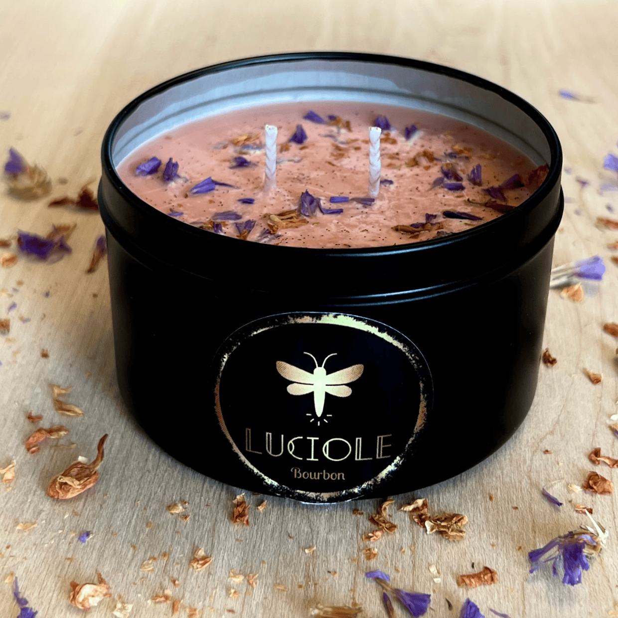 Lucioles Bourbon candle, screenshot from 2025-07-22.