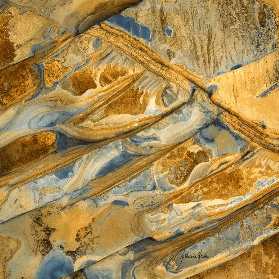 Abstract rock formation, screenshot August 11, 2025.