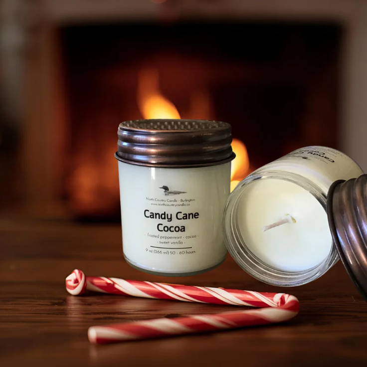 North Country Candle - 9oz CANDY CANE COCOA Candle with Copper Lid
