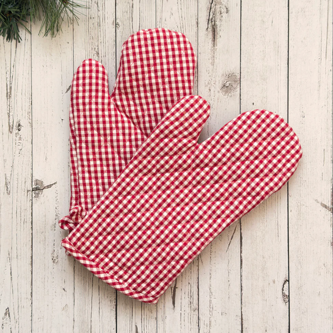 Mahogany RED GINGHAM Oven Mitts (Set of 2)