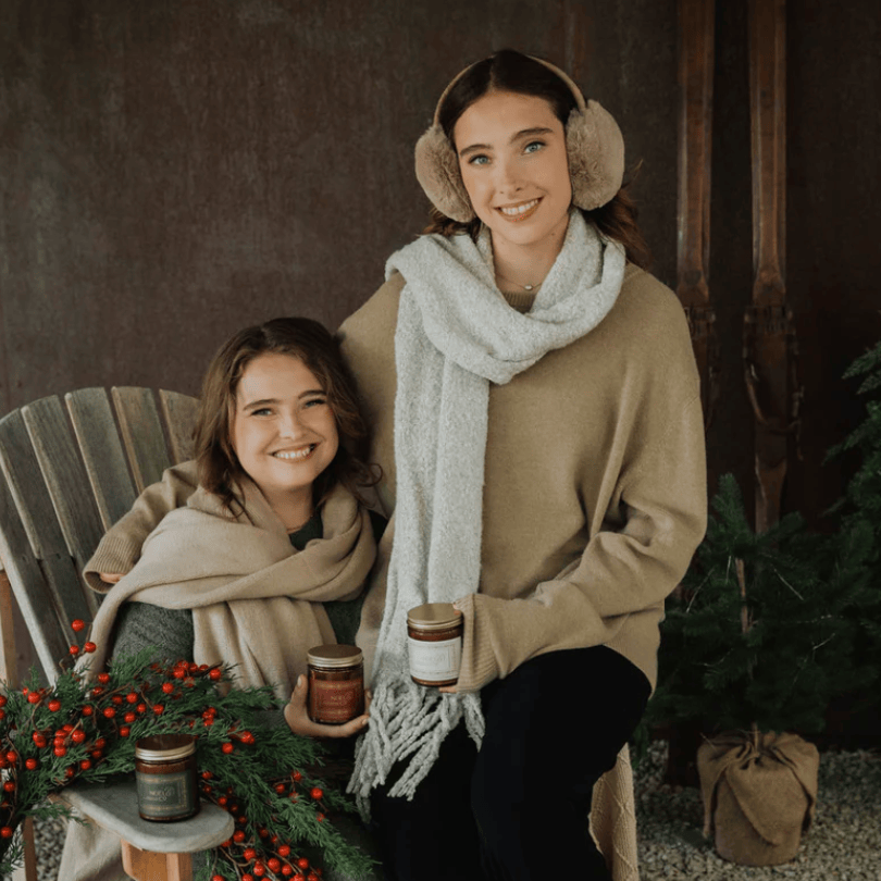 NOËL & CO Holly & Ivy 8oz Holiday Candle