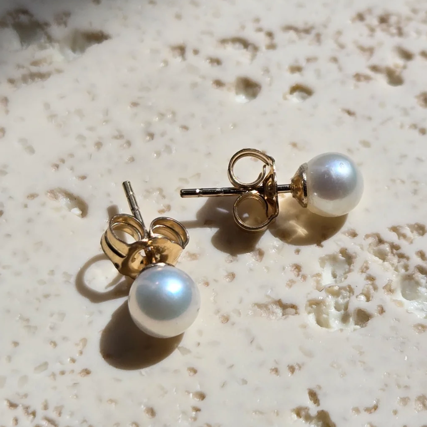 Olaeda - Pearl Stud Earrings (14k Gold Filled)
