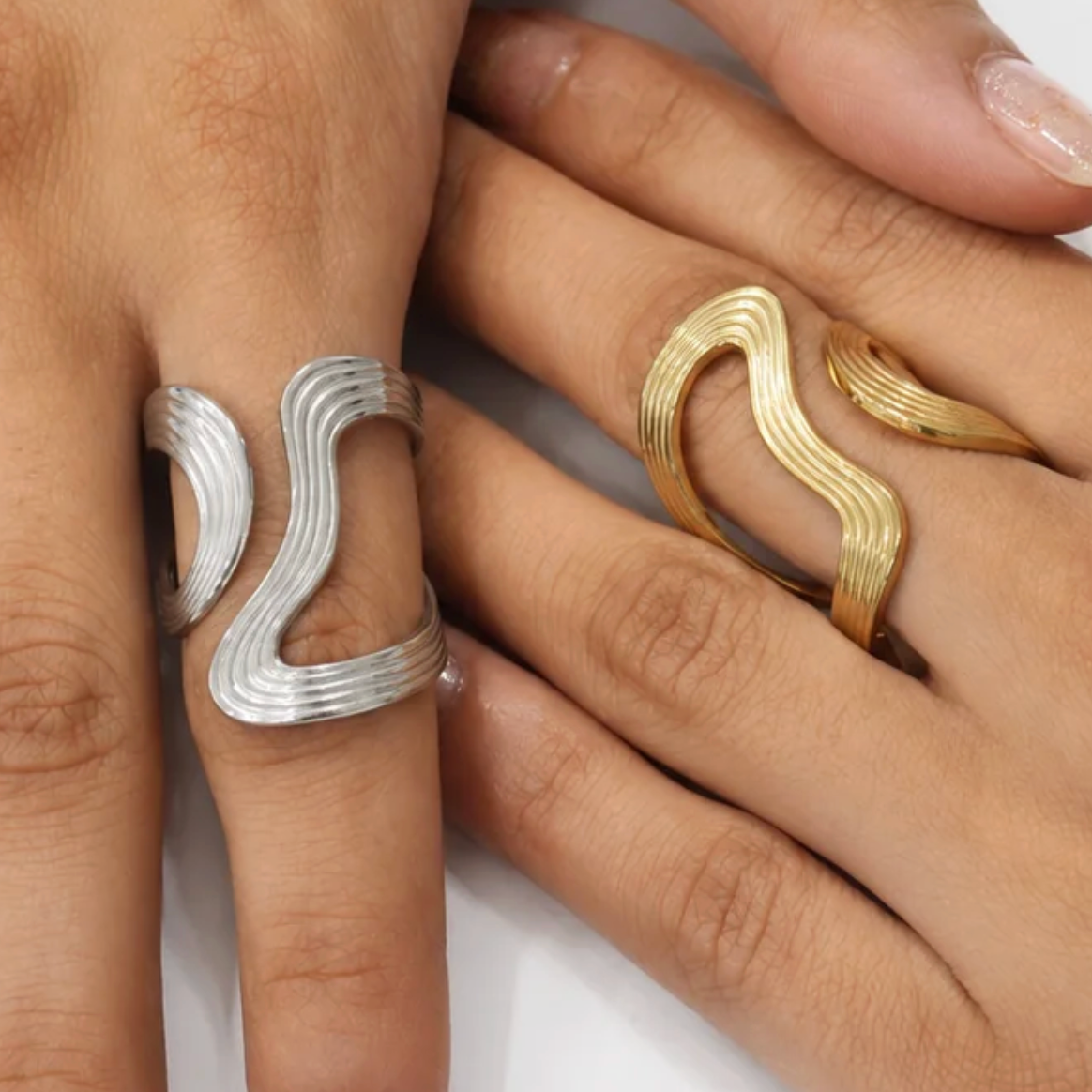 Sunbalm Jewelry - SWERVE Adjustable Ring