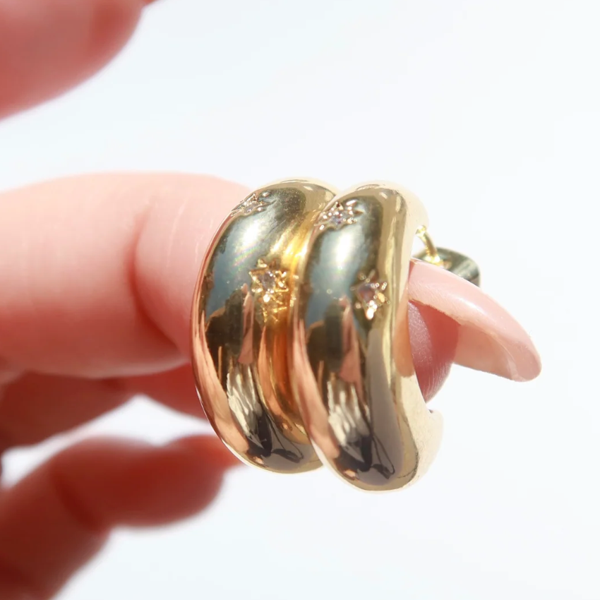 Wild Heart Collective - Bella Half-Moon Hoop Earrings