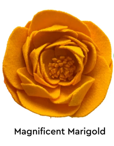 STE.MARG.SCOT - The Woollen Flower Brooch PEONY