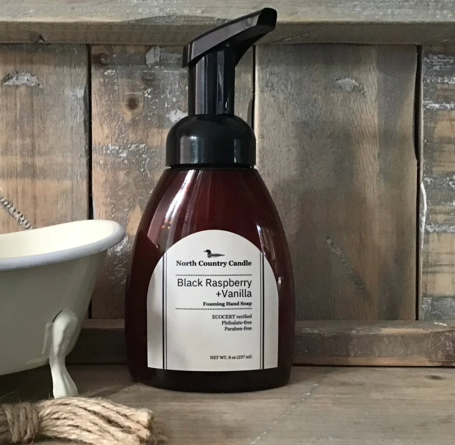 Black Raspberry + Vanilla foaming hand soap screenshot