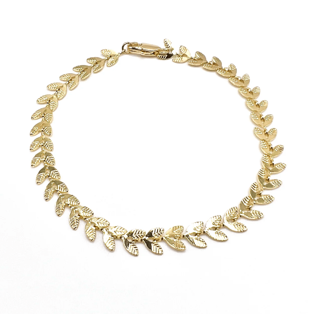 Gold leaf bracelet - Screenshot from August 22, 2025