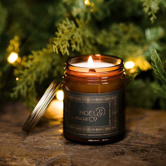 NOËL & CO Holly & Ivy 8oz Holiday Candle