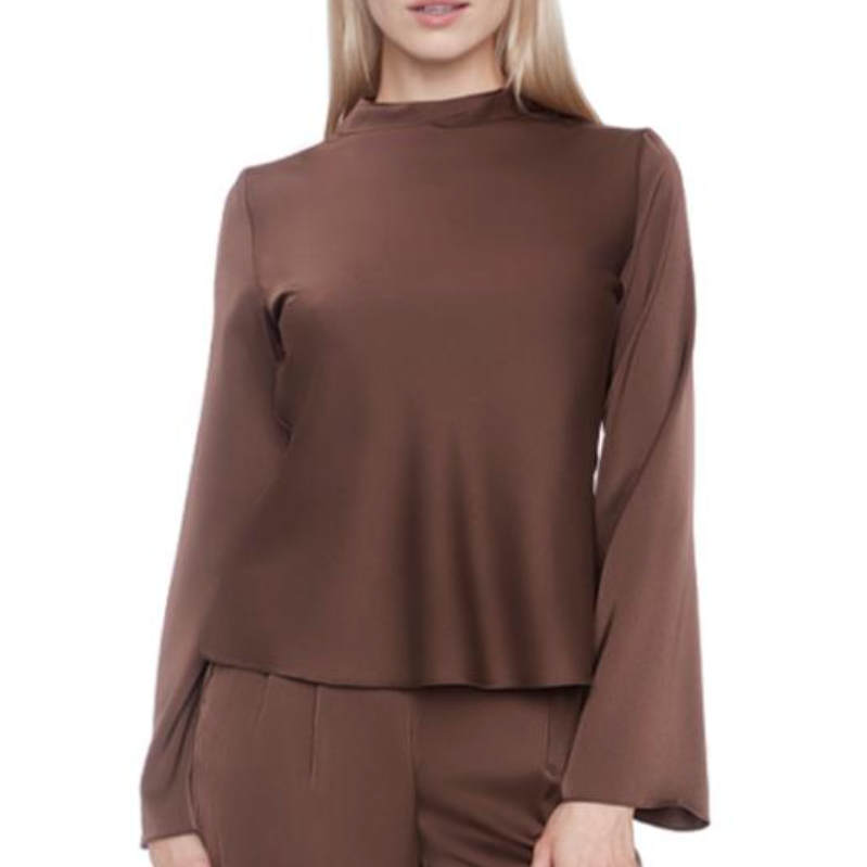 ILTM LINDSAY Satin Bell-Sleeve Top