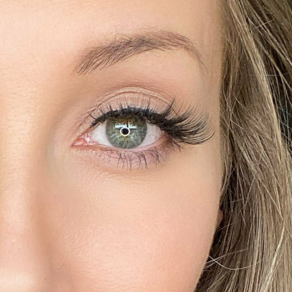 QMBeautique THE CATS MEOW Magnetic Eyelashes