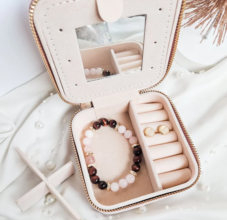 Rock Paper Pretty - Luxe Velvet Jewelry Box