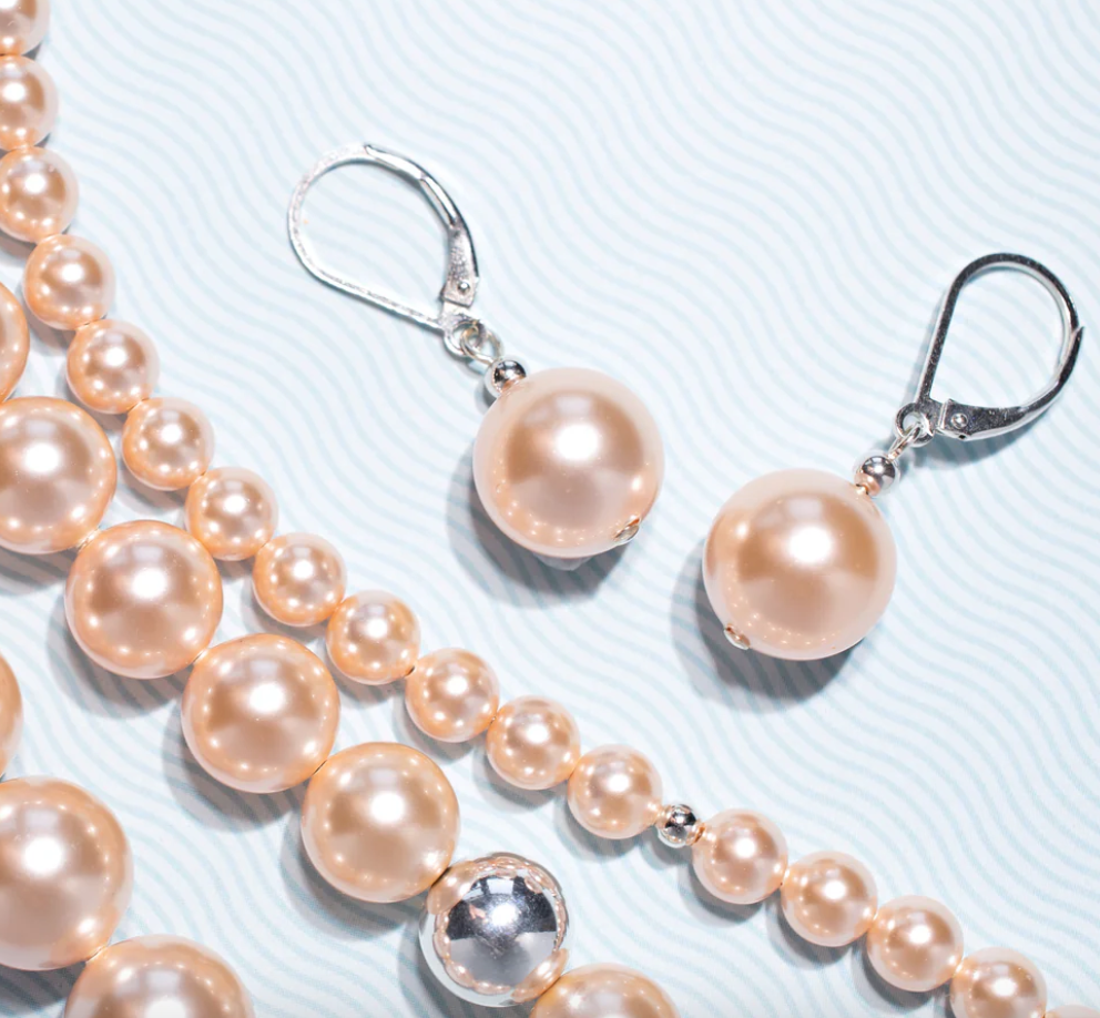KLAS SQUARED Klassic Pearl Earrings