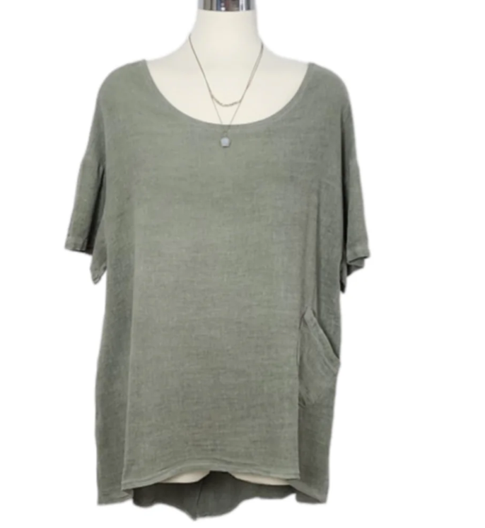 BAZ Linen Button Back Top