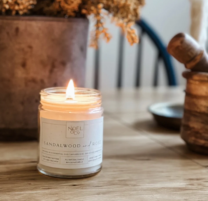 NOËL & CO Sandalwood + Rose 8oz Candle