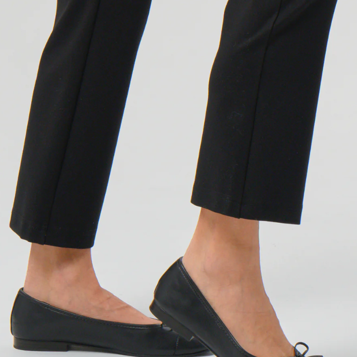 Helene Clarkson Design ARO Pintuck Kick Flare Travel Pant