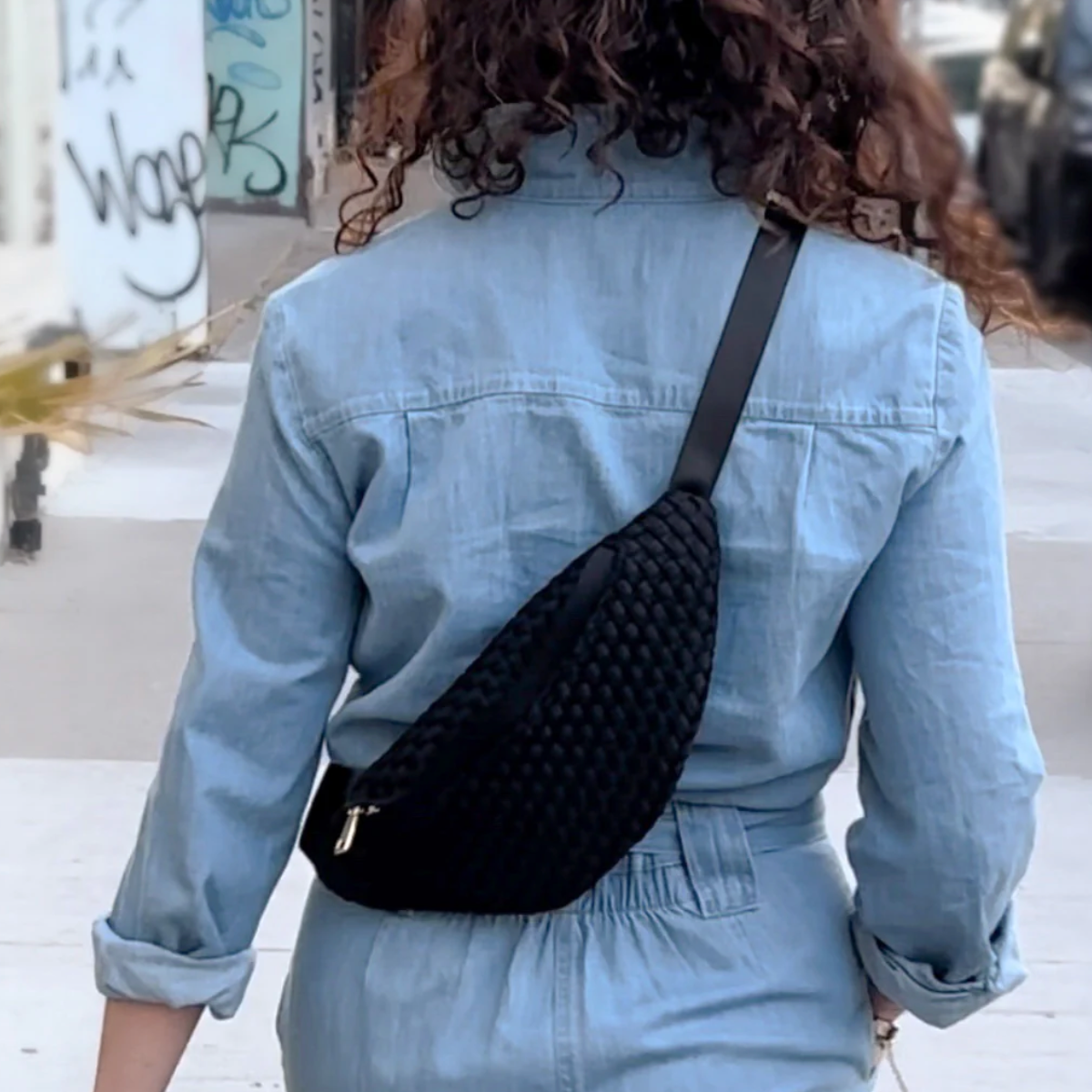 Isle of My - The Crescent Crossbody Bag