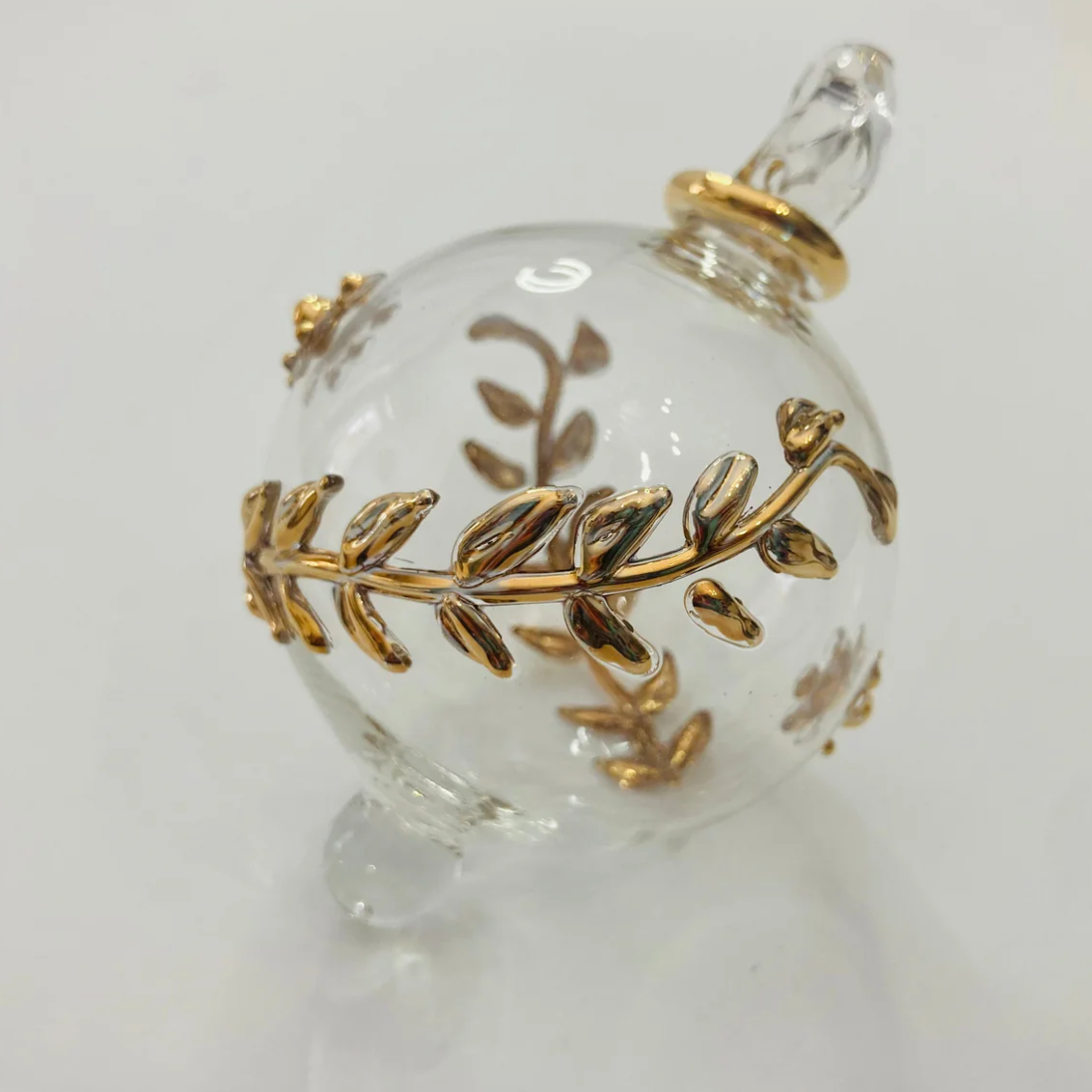 Dandarah - Blown Glass Gold Leaves Ornament