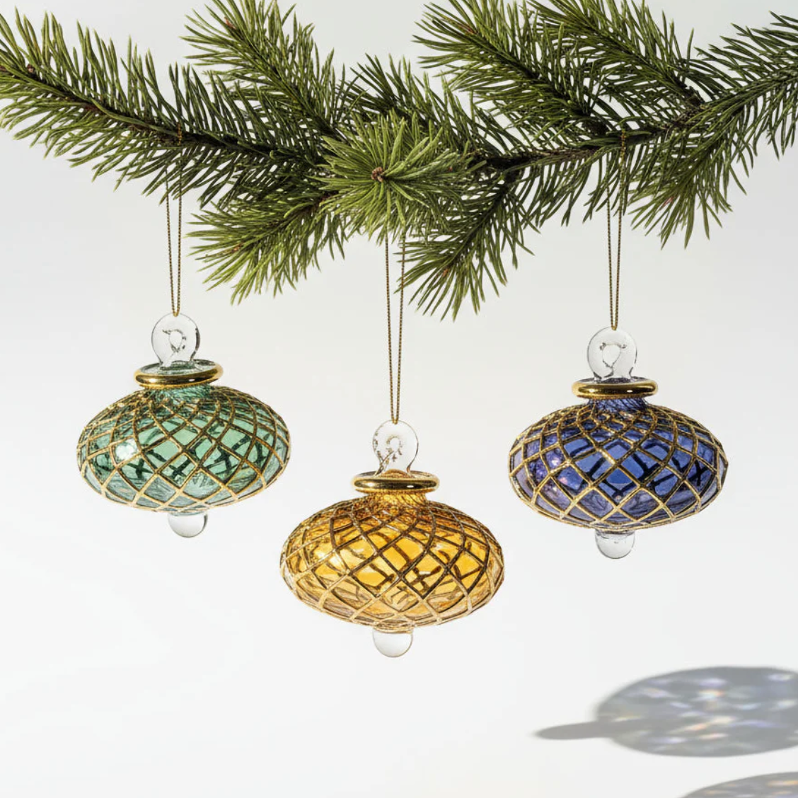 Dandarah - Blown Glass Small Diamond Toupie Ornament
