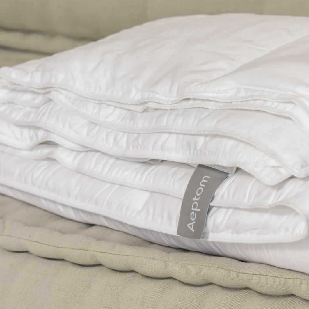 AEPTOM Organic Bamboo Sateen Comforter