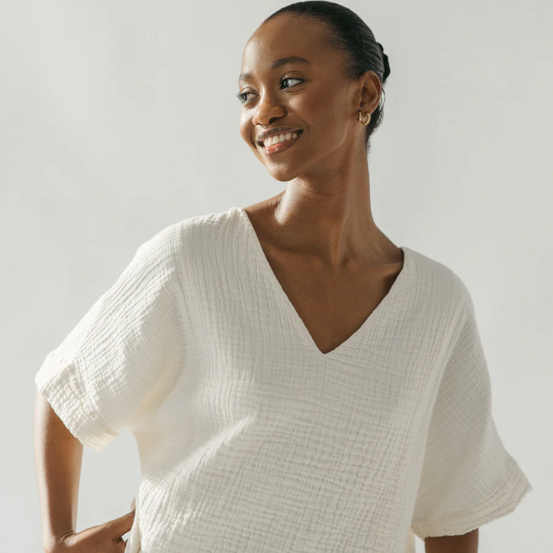 Pokoloko - Turkish Cotton Crinkle V-Neck Top