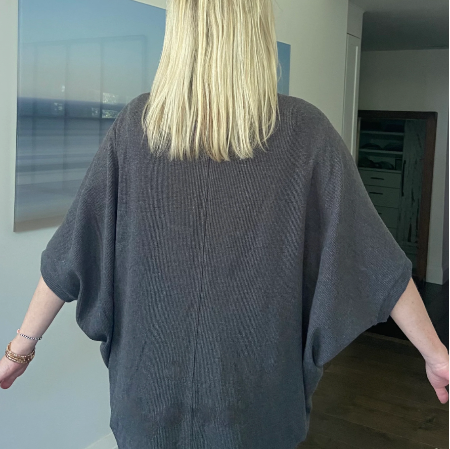 DOTTY The Heather Black Shrug