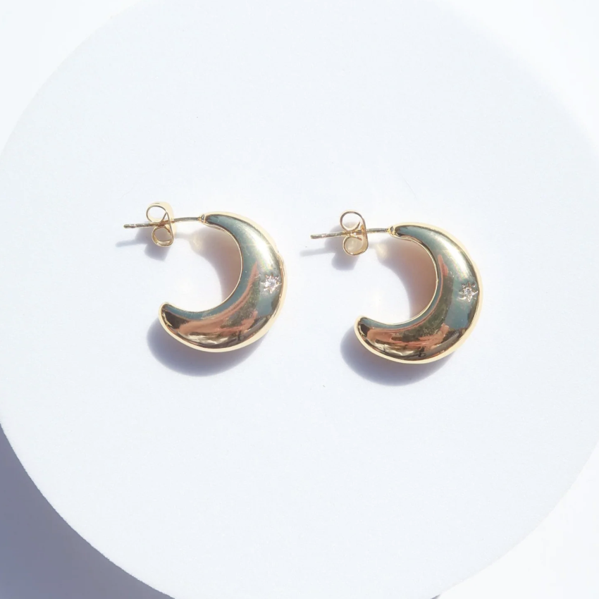 Wild Heart Collective - Bella Half-Moon Hoop Earrings