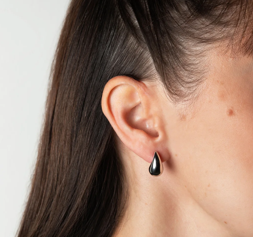 Sarah Baeumler Chunky Tear Stud Earrings