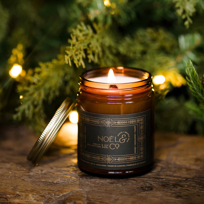 NOËL & CO Holly & Ivy 8oz Holiday Candle